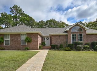 1101 Redbud Dr, Mena, AR 71953
