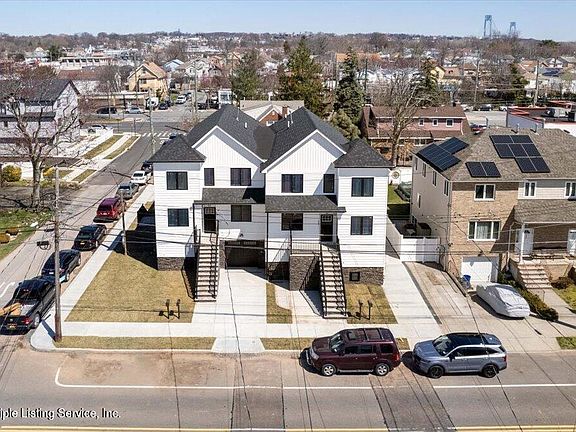 3rd image of 321 Liberty Ave