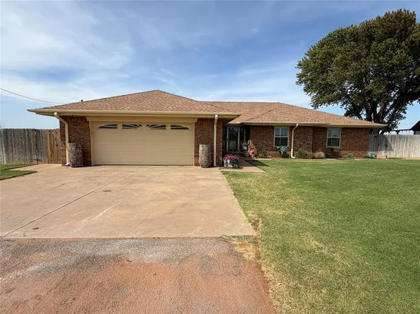 19797 E 1160th Rd, Elk City, OK 73644