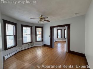 31 Illinois Ave, Somerville, MA 02145
