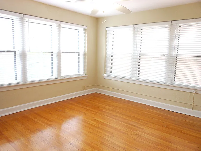 7537 Parkdale Ave — Photo 15