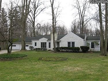1st image of 6041 Louis Dr