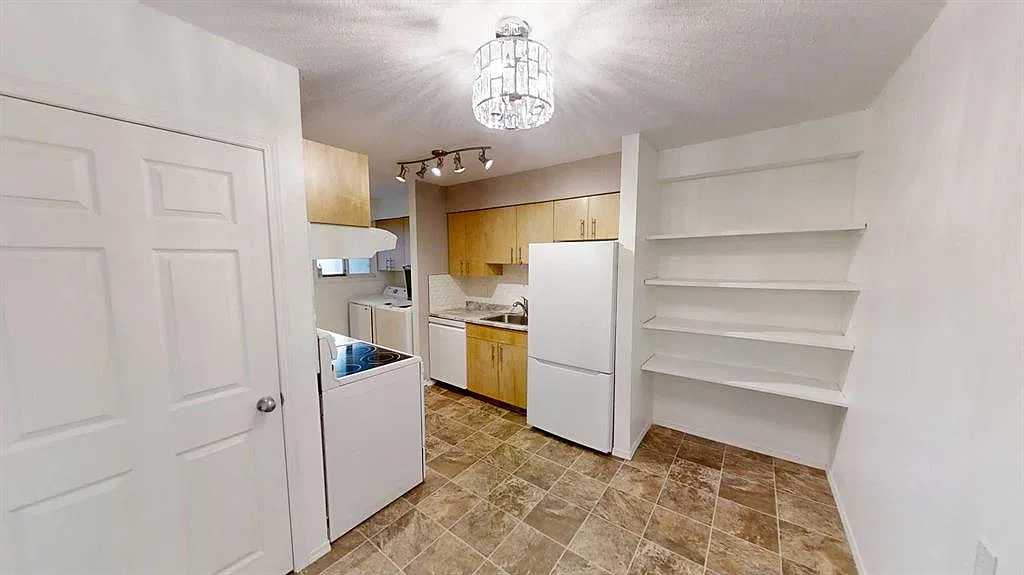 2 bed, 1.0 bath, 948 sqft, $1,800 — Photo 4