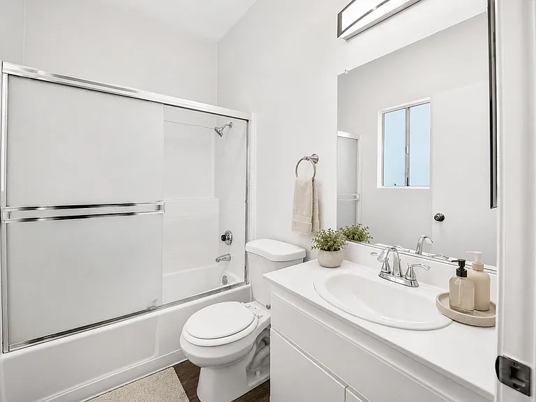 10749 Francis Pl — Photo 4