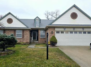 22700 Oak View Dr, Taylor, MI 48180