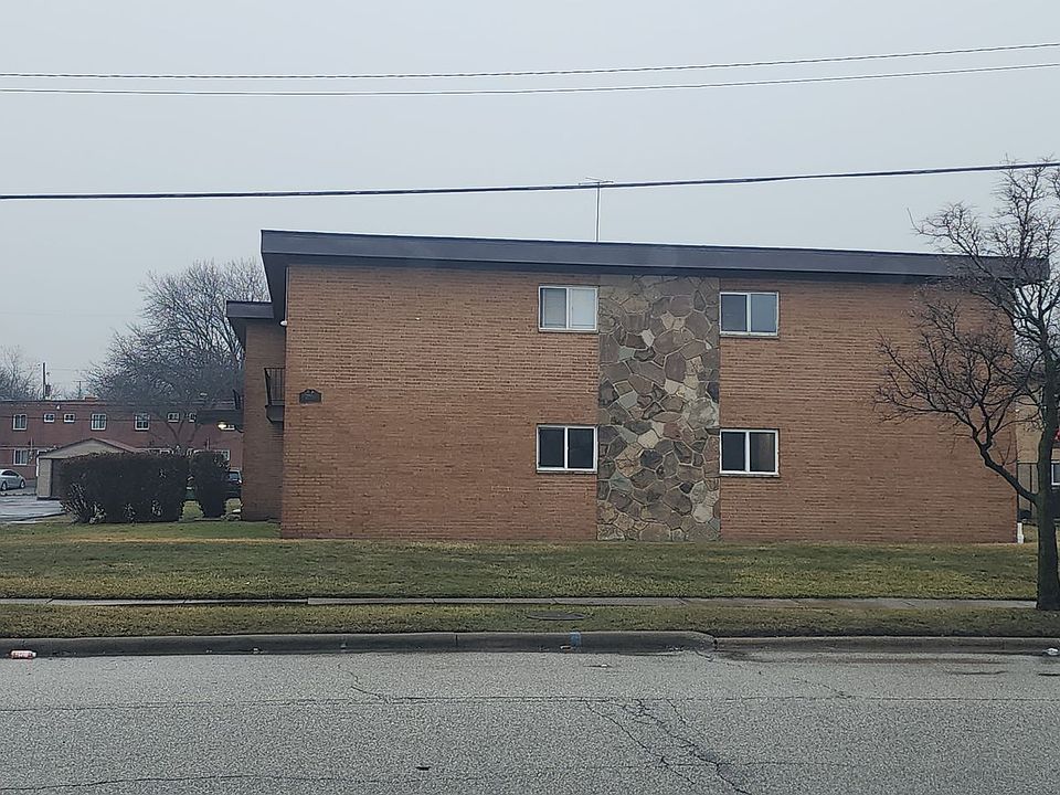 1st image of 26680 Tungsten Rd