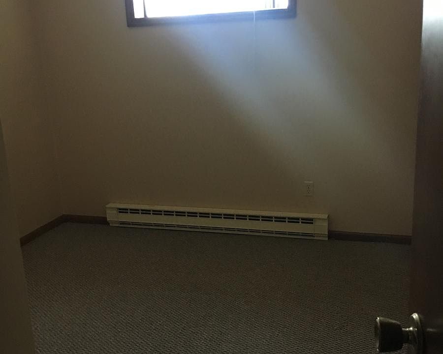 1950 S Main St Clyde OH Zillow