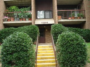 11204 Chestnut Grove Sq APT 207, Reston, VA 20190