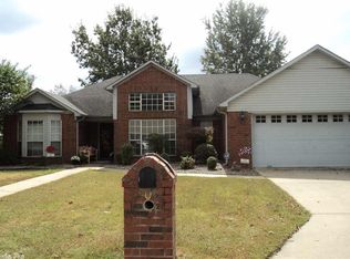 206 High Ridge Dr, Lonoke, AR 72086