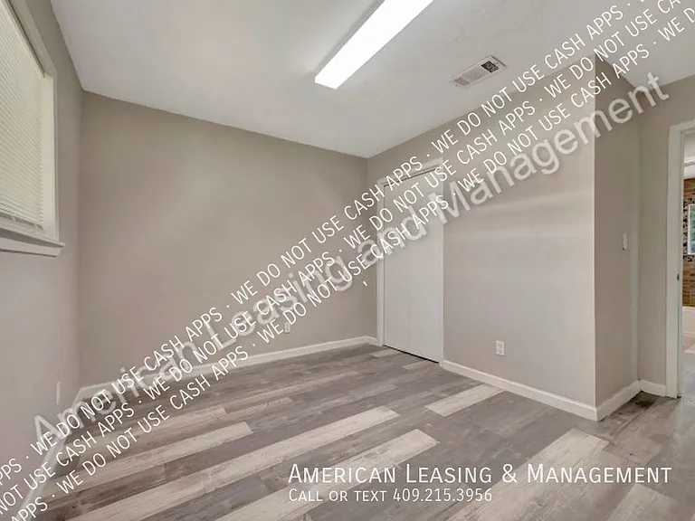 1301 Spring Lake Dr — Photo 11