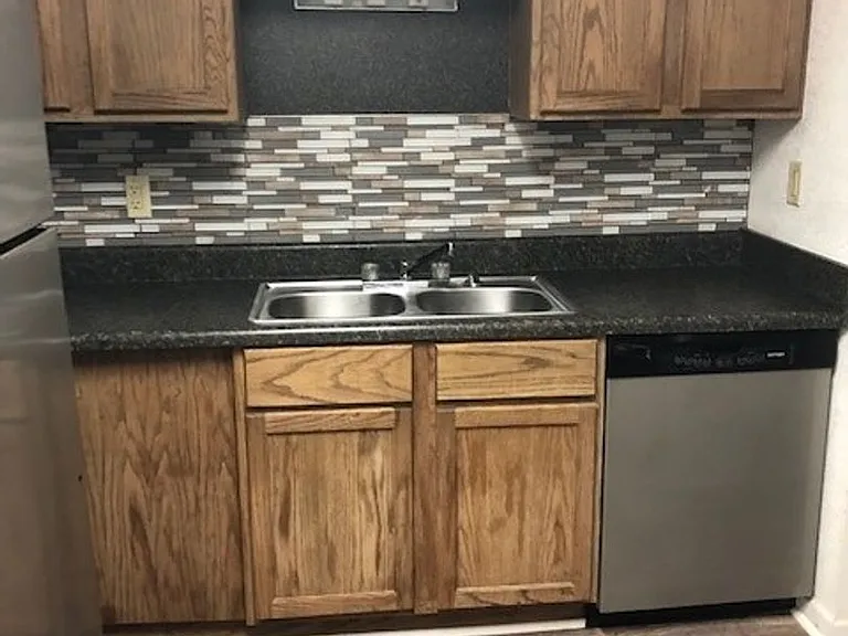 2020 Continental Ave #231 — Photo 6