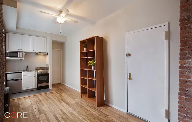 Rented by CORE | media 3