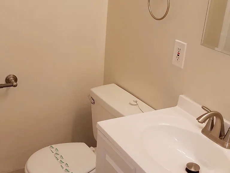 1040 E Ocean Blvd #5 — Photo 8