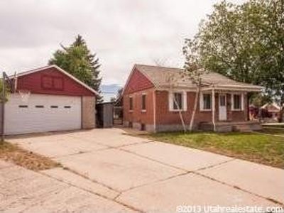 181 Ross Dr, Clearfield, UT, 84015