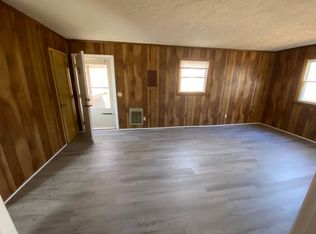39 Warbler Ln, Whittier, NC 28789