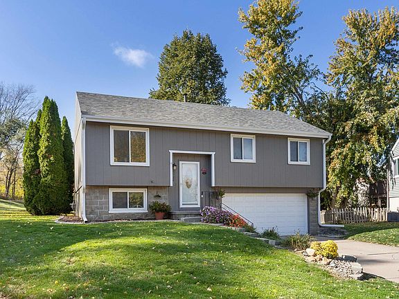 3rd image of 6522 S 51st Avenue Cir