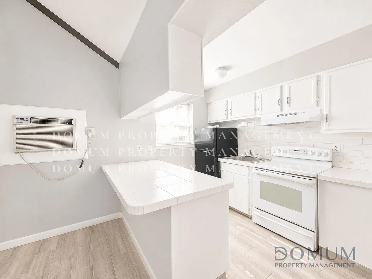 6300 North 11th Street - 26 — Photo 3