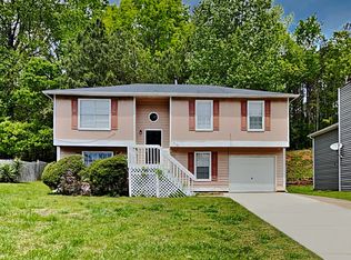 5135 Forest Downs Ln, Atlanta, GA 30349