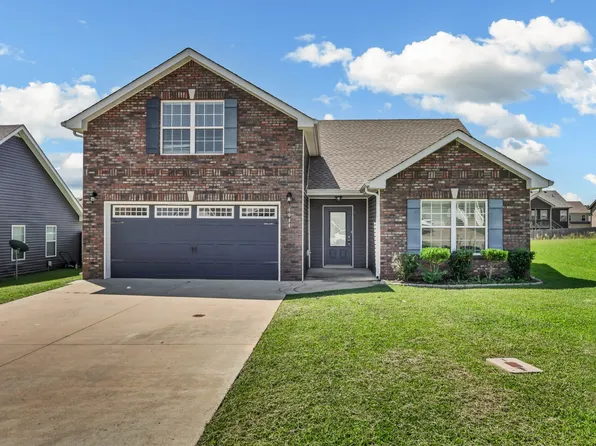1044 Charles Thomas Dr, Clarksville, TN 37042