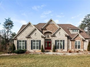 6791 Bronco Ln, Summerfield, NC 27358