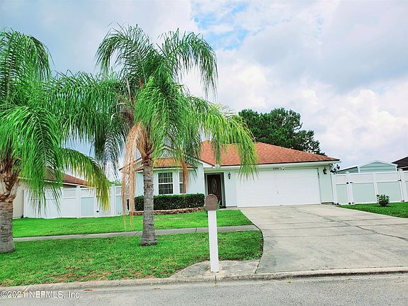 2nd image of 2306 Casablanca Ct