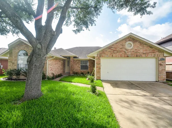 9502 Coast Bridge St, Houston, TX 77075