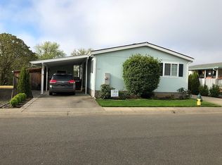 207 Trout Loop, Roseburg, OR 97471