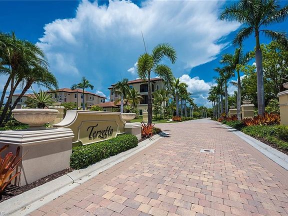 4th image of 4600 Colony Villas Dr Unit 1302