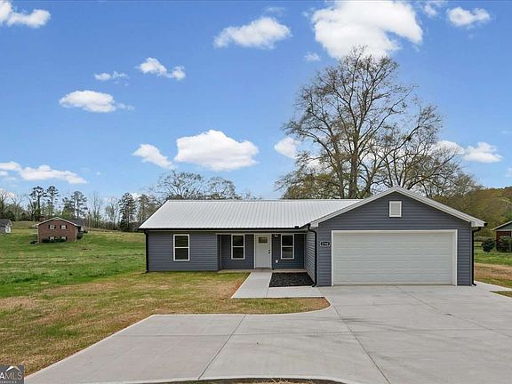 2nd image of 2700 Chulio Rd
