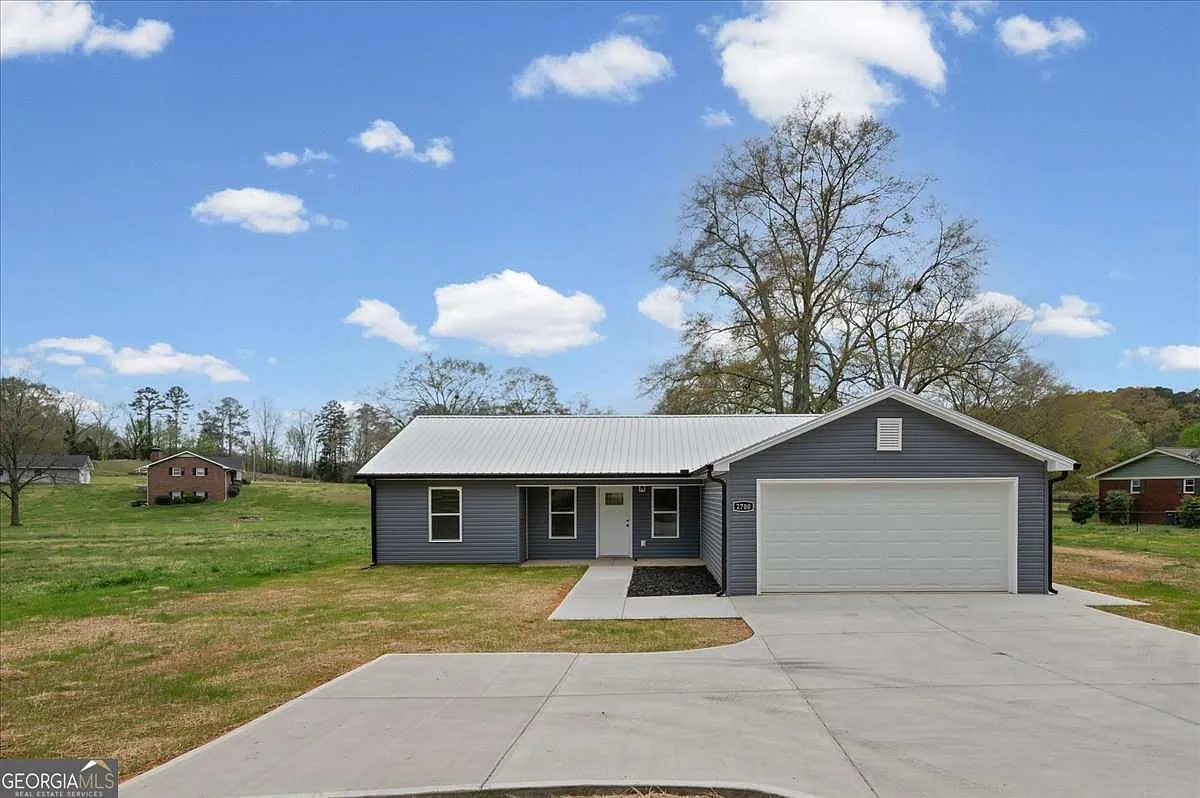 2700 Chulio Rd photo 1