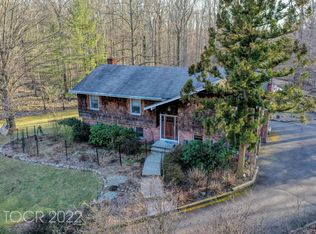 43 Forest Ave, Old Tappan, NJ 07675