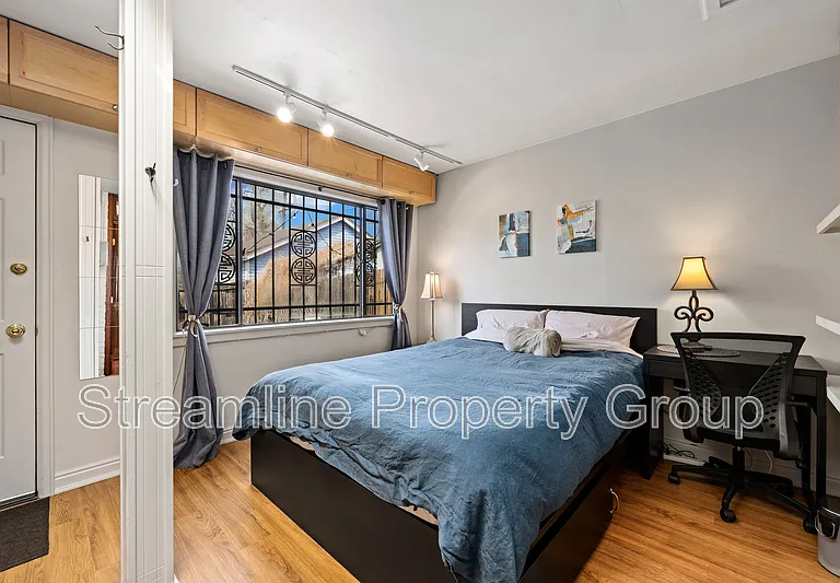 141 W Archer Pl — Photo 10