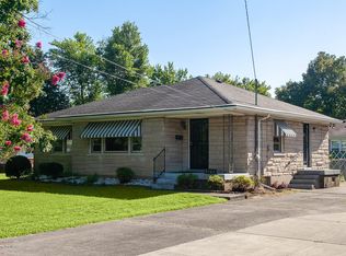 9105 Chenault Rd, Louisville, KY 40258