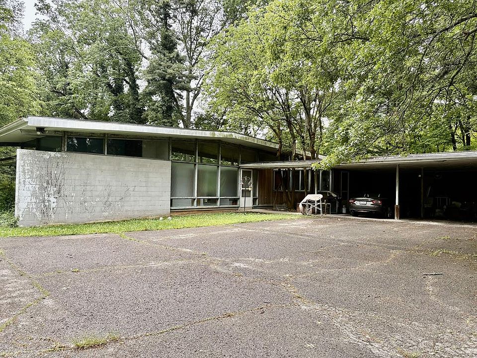1st image of 31 Mead Dr