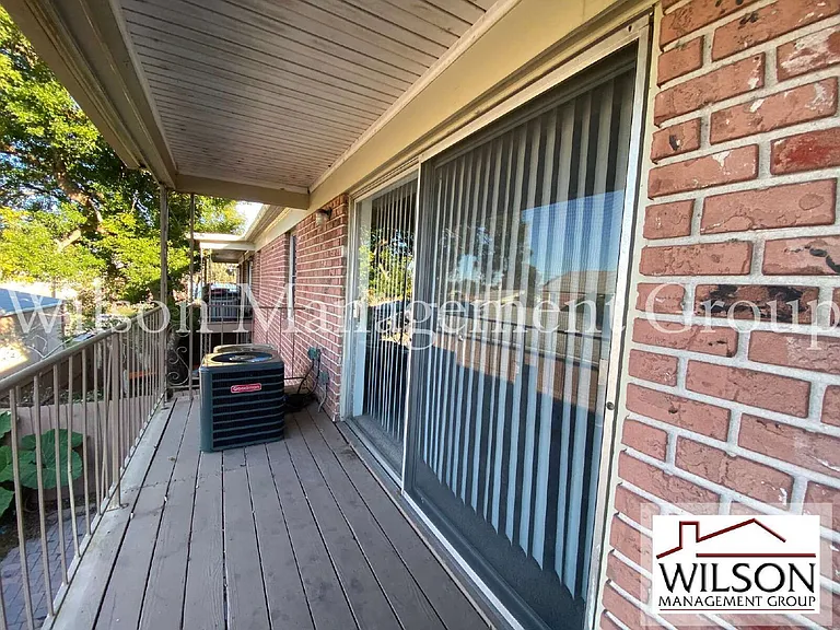 525 Georgetown Dr — Photo 4