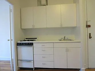 Rented by The Elhanani Group, Inc