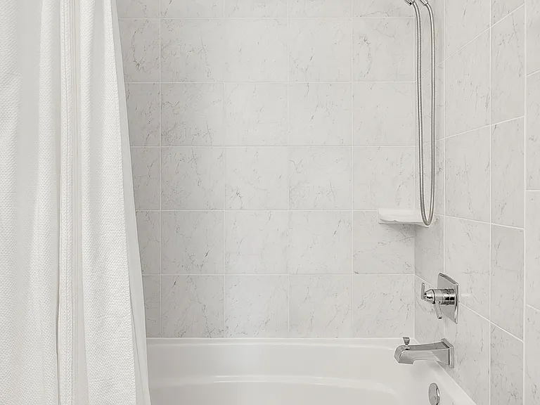 Full Bathroom #1