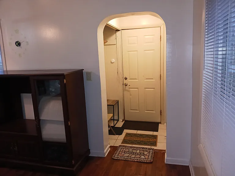 7748 Newland Ave — Photo 3