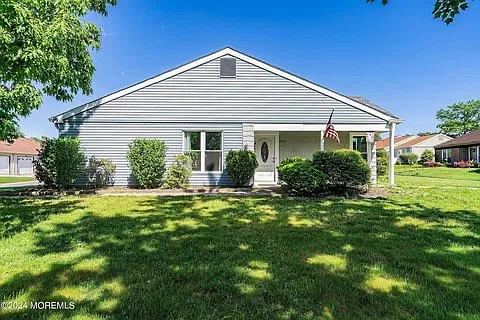 2 bed, 1381 sqft, $2,900 — Photo 1