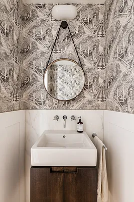 Sold by Compass | media 17