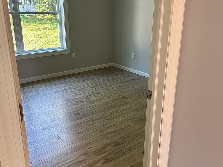 205 Burton Street Ext #1 — Photo 5