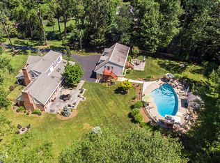 1062 Quarry Hall Rd, Norristown, PA 19403