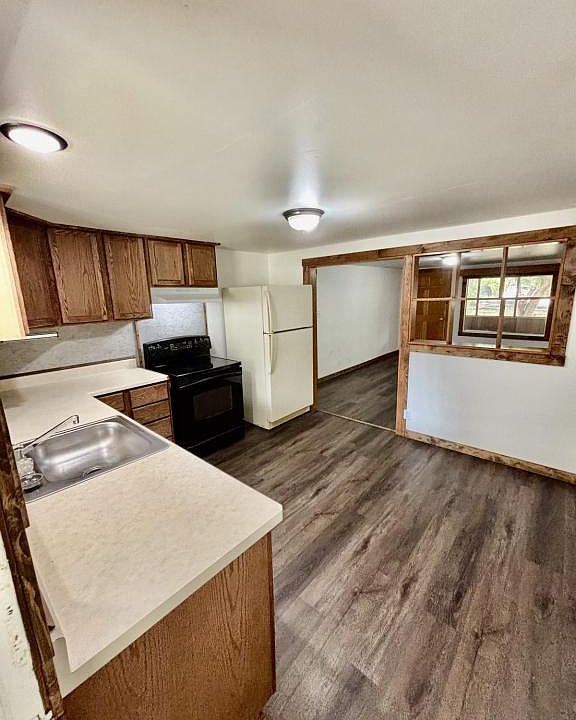 1st image of 622 Washakie St