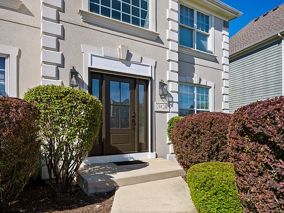 2nd image of 26W286 Pinehurst Dr