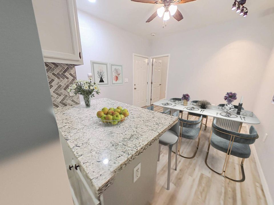 1st image of 456 W 14th St #1
