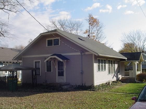 Rear View of 490 W Oak Street, Zionsville, IN 46077