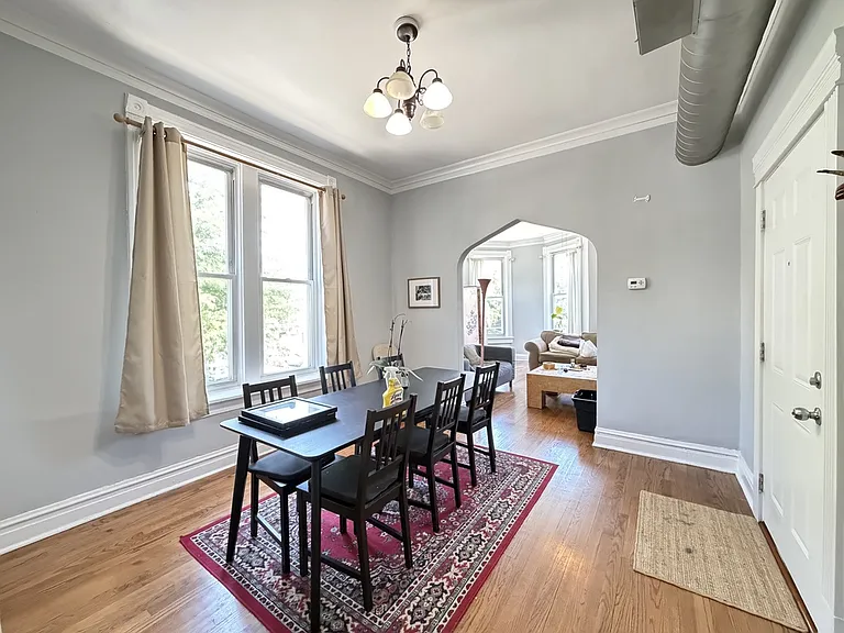 1058 N Rockwell St #2 — Photo 7
