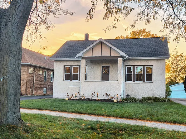 11532 S Bell Ave, Chicago, IL 60643