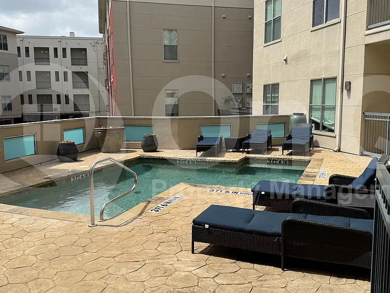2950 McKinney Ave #424 — Photo 25