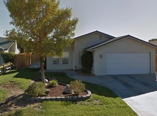 1013 W Tamarisk Ave, Ridgecrest, CA 93555